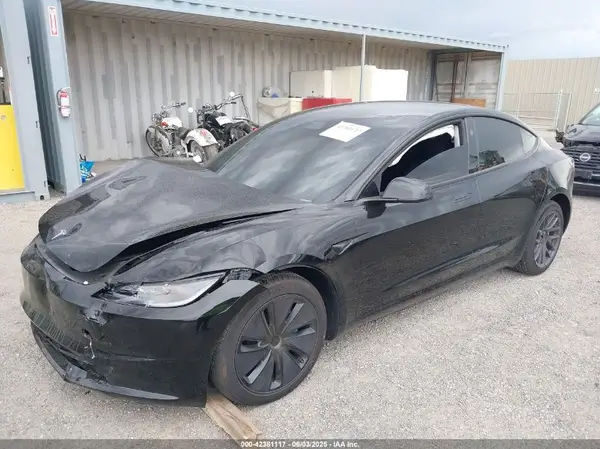 5YJ3E1EA2SF906855 2025 TESLA MODEL 3 - Image 2