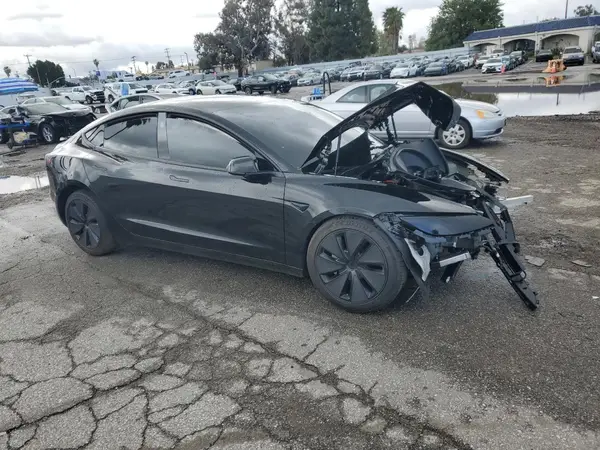 5YJ3E1EA2SF907679 2025 TESLA MODEL 3 - Image 1