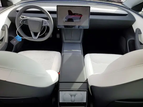 5YJ3E1EA2SF910582 2025 TESLA MODEL 3 - Image 8