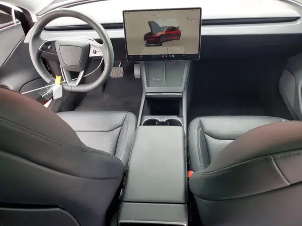 5YJ3E1EA2SF912994 2025 TESLA MODEL 3 - Image 8