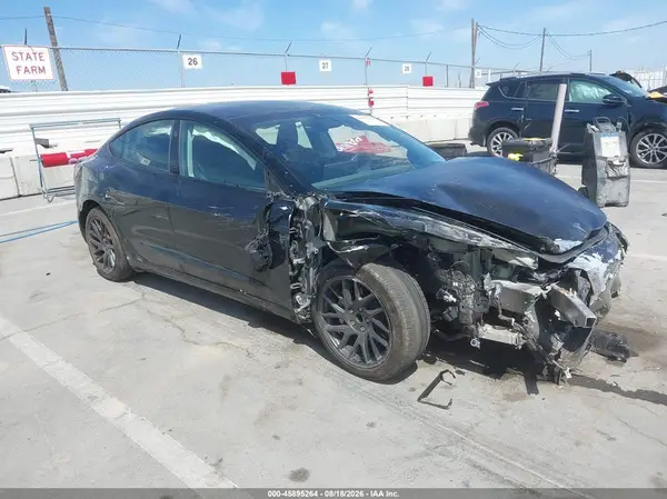 5YJ3E1EA2SF913269 2025 TESLA MODEL 3 - Image 1