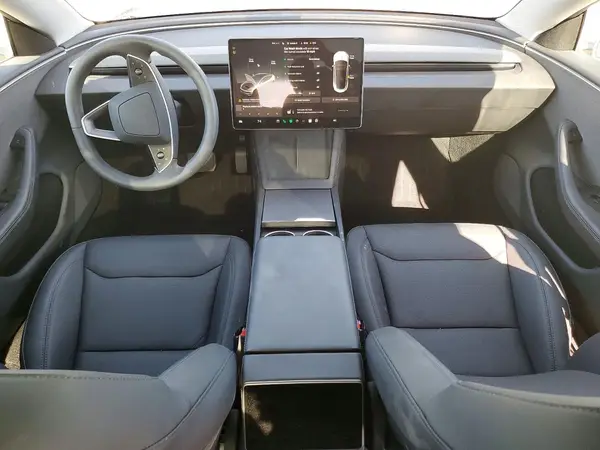 5YJ3E1EA2SF914518 2025 TESLA MODEL 3 - Image 8