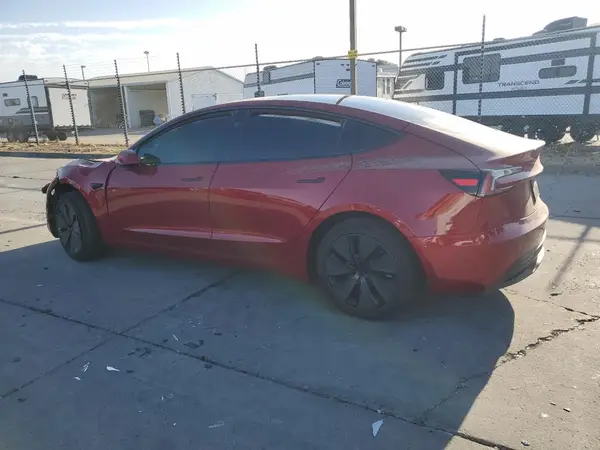 5YJ3E1EA2SF916141 2025 TESLA MODEL 3 - Image 2