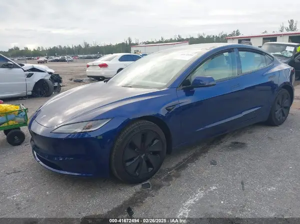 5YJ3E1EA2SF919461 2025 TESLA MODEL 3 - Image 2