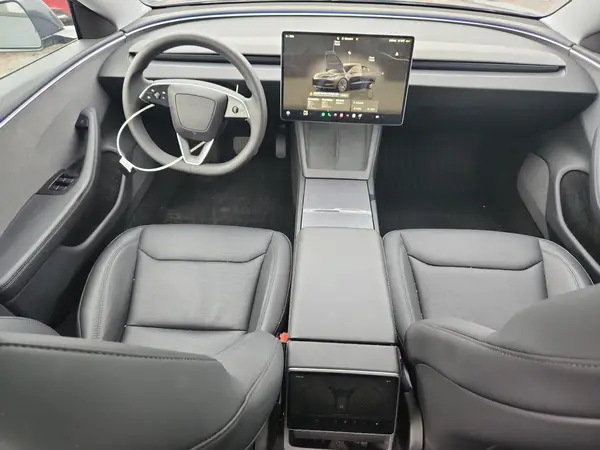 5YJ3E1EA2SF919539 2025 TESLA MODEL 3 - Image 8