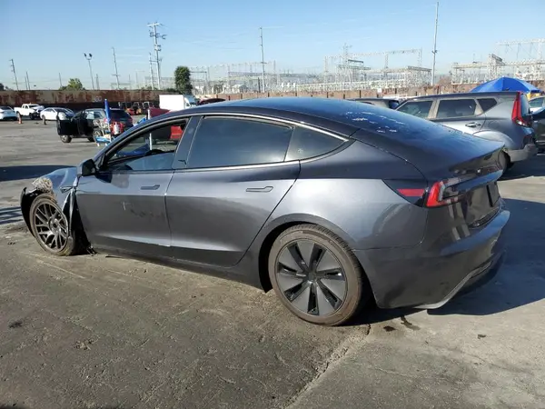 5YJ3E1EA2SF928161 2025 TESLA MODEL 3 - Image 2