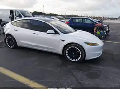 5YJ3E1EA2SF936423 2025 TESLA MODEL 3