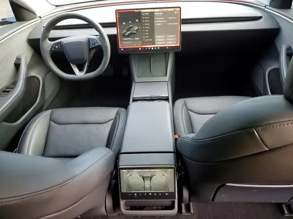 5YJ3E1EA2SF937104 2025 TESLA MODEL 3 - Image 8