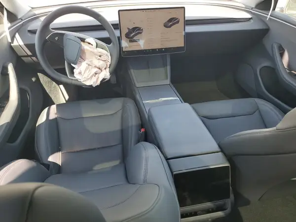5YJ3E1EA2SF938799 2025 TESLA MODEL 3 - Image 8