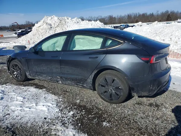 5YJ3E1EA2SF965615 2025 TESLA MODEL 3 - Image 2