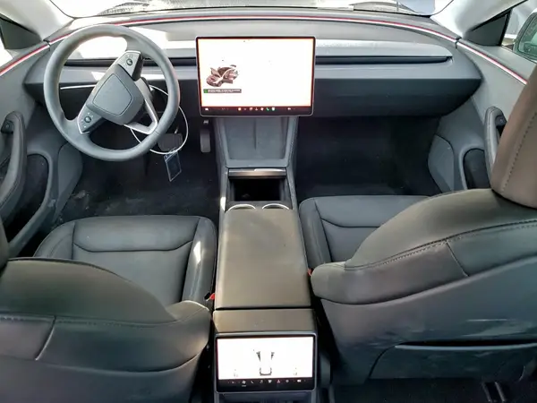 5YJ3E1EA2SF972550 2025 TESLA MODEL 3 - Image 8