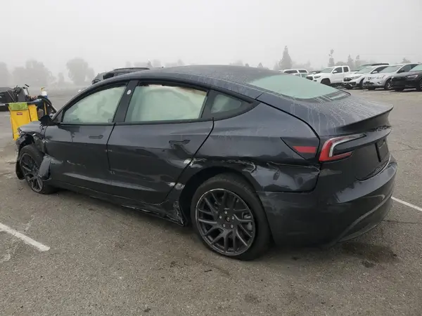 5YJ3E1EA2SF975125 2025 TESLA MODEL 3 - Image 2