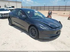 5YJ3E1EA2SF980647 2025 TESLA MODEL 3