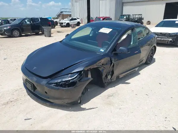 5YJ3E1EA2SF980647 2025 TESLA MODEL 3 - Image 2