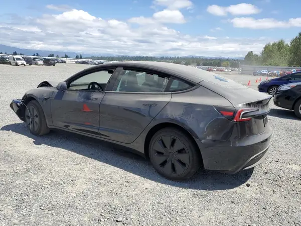 5YJ3E1EA2SF982866 2025 TESLA MODEL 3 - Image 2