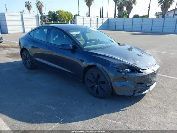 5YJ3E1EA2SF987341 2025 TESLA MODEL 3 - Image 1