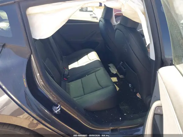 5YJ3E1EA2SF989848 2025 TESLA MODEL 3 - Image 8