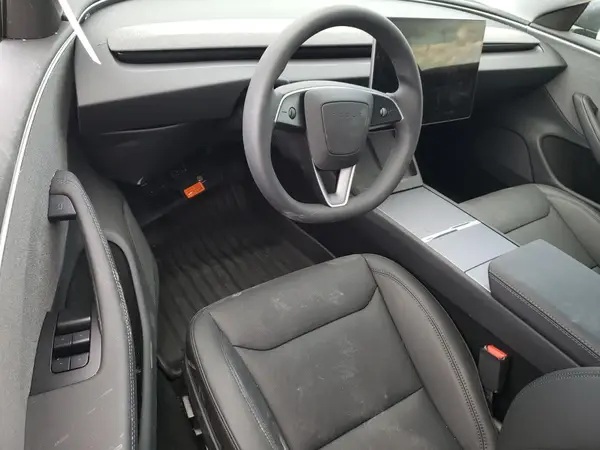 5YJ3E1EA2SF995505 2025 TESLA MODEL 3 - Image 8