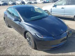 5YJ3E1EA2SF998887 2025 TESLA MODEL 3