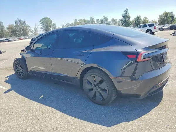 5YJ3E1EA2SF999232 2025 TESLA MODEL 3 - Image 2