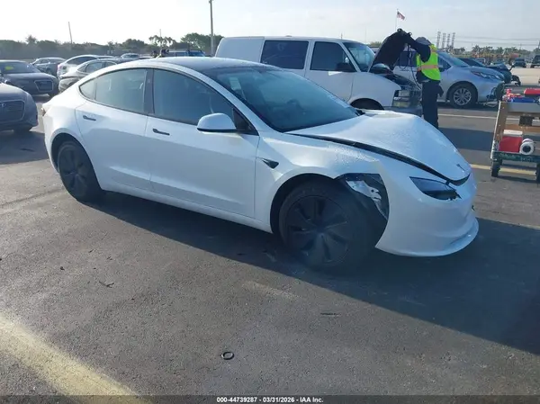 5YJ3E1EA2TF130616 2026 TESLA MODEL 3 - Image 1