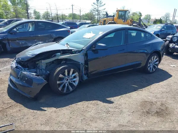 5YJ3E1EA2TF168251 2026 TESLA MODEL 3 - Image 2