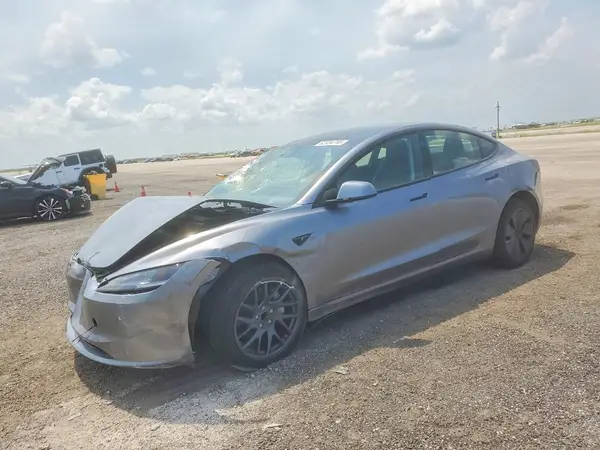 5YJ3E1EA2TF205606 2026 TESLA MODEL 3 - Image 1