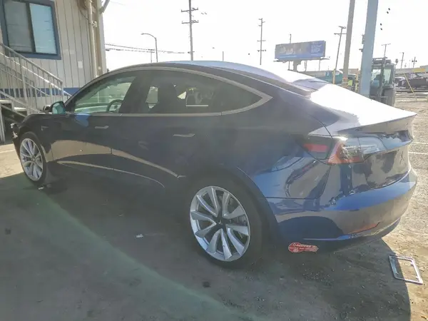 5YJ3E1EA3HF000500 2017 TESLA MODEL 3 - Image 2