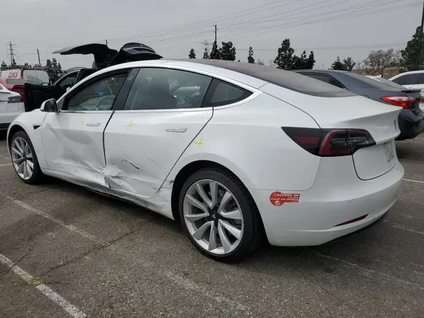 5YJ3E1EA3HF002084 2017 TESLA MODEL 3 - Image 2