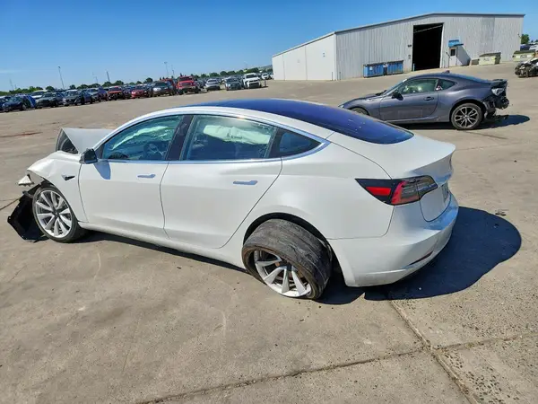 5YJ3E1EA3HF002134 2017 TESLA MODEL 3 - Image 2