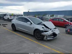 5YJ3E1EA3HF002876 2017 TESLA MODEL 3