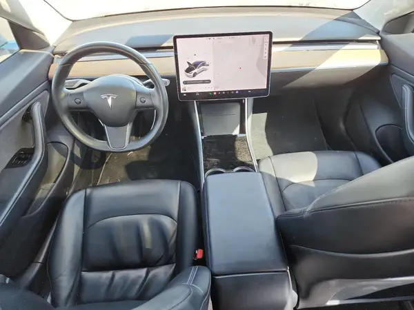 5YJ3E1EA3JF005685 2018 TESLA MODEL 3 - Image 8
