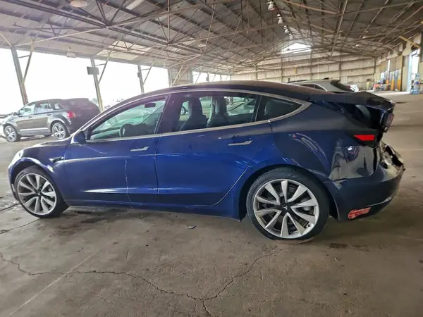 5YJ3E1EA3JF006285 2018 TESLA MODEL 3 - Image 2