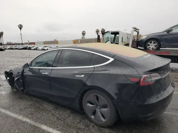 5YJ3E1EA3JF006741 2018 TESLA MODEL 3 - Image 2