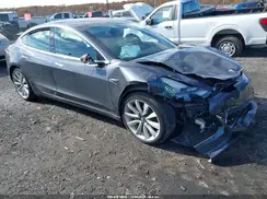 5YJ3E1EA3JF007842 2018 TESLA MODEL 3