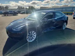 5YJ3E1EA3JF010692 2018 TESLA MODEL 3