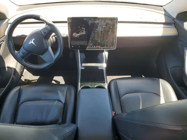 5YJ3E1EA3JF015259 2018 TESLA MODEL 3 - Image 8