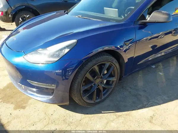 5YJ3E1EA3JF015598 2018 TESLA MODEL 3 - Image 2