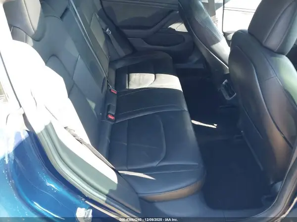 5YJ3E1EA3JF015598 2018 TESLA MODEL 3 - Image 8