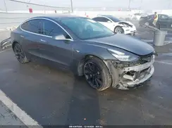 5YJ3E1EA3JF019909 2018 TESLA MODEL 3