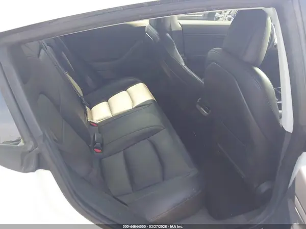 5YJ3E1EA3JF023121 2018 TESLA MODEL 3 - Image 8