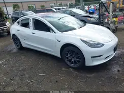 5YJ3E1EA3JF023264 2018 TESLA MODEL 3