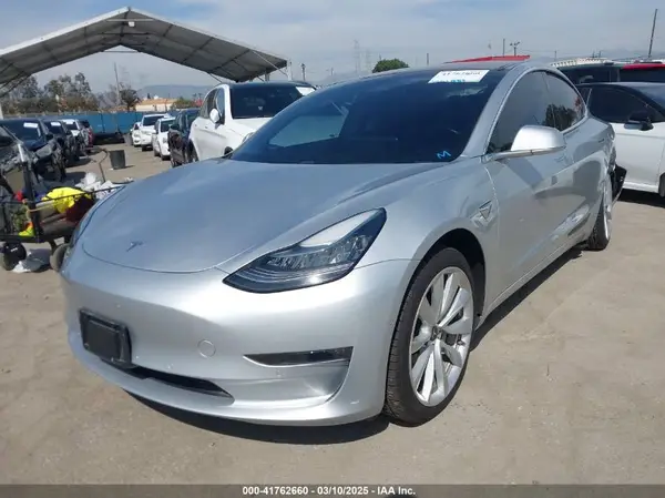 5YJ3E1EA3JF024317 2018 TESLA MODEL 3 - Image 2