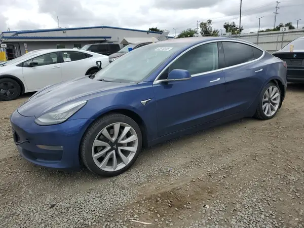 5YJ3E1EA3JF024835 2018 TESLA MODEL 3 - Image 1
