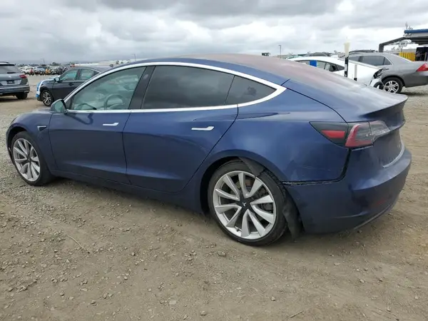 5YJ3E1EA3JF024835 2018 TESLA MODEL 3 - Image 2