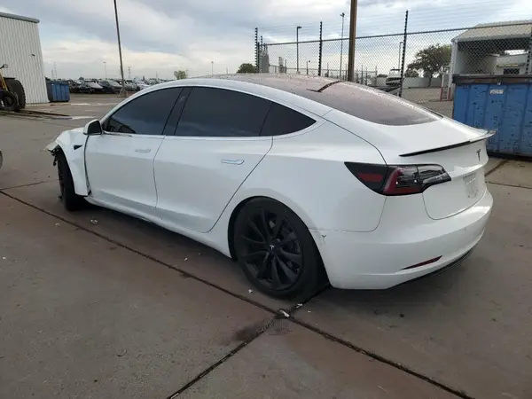 5YJ3E1EA3JF025144 2018 TESLA MODEL 3 - Image 2