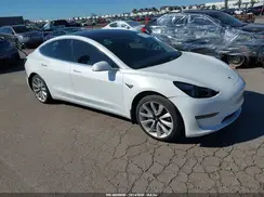 5YJ3E1EA3JF025189 2018 TESLA MODEL 3