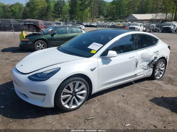 5YJ3E1EA3JF025287 2018 TESLA MODEL 3 - Image 2