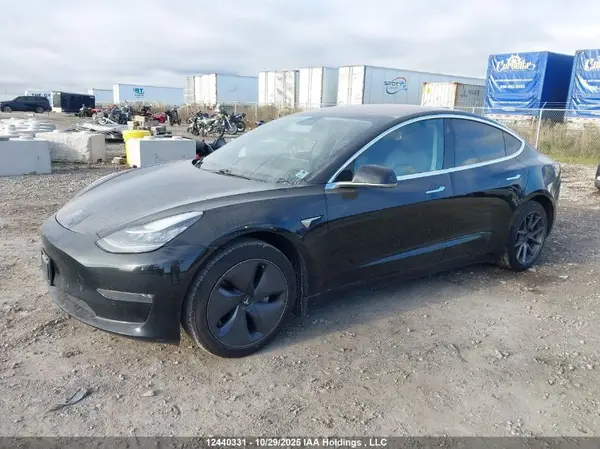 5YJ3E1EA3JF026472 2018 TESLA MODEL 3 - Image 2