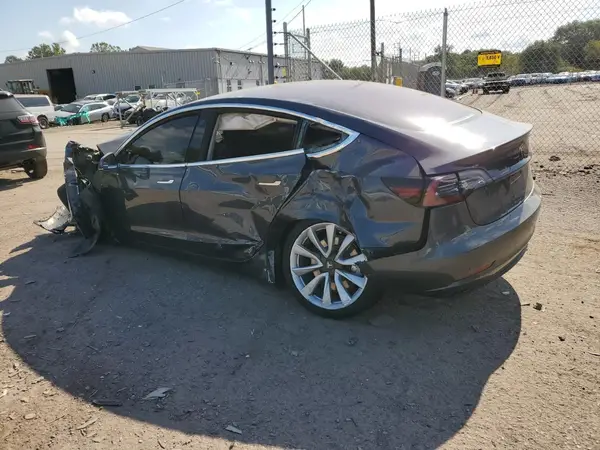 5YJ3E1EA3JF031039 2018 TESLA MODEL 3 - Image 2